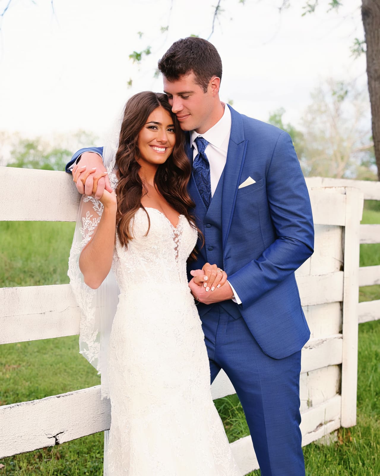 Wedding couple portrait — Central Kentucky